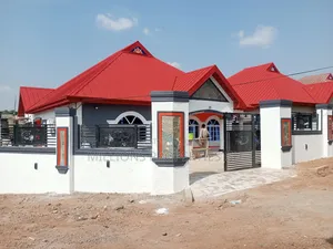 4bdrm House in Millions Properties, Kumasi Metropolitan for sale