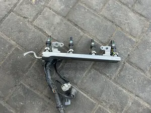 Nissan Versa 2012 Fuel Injectors