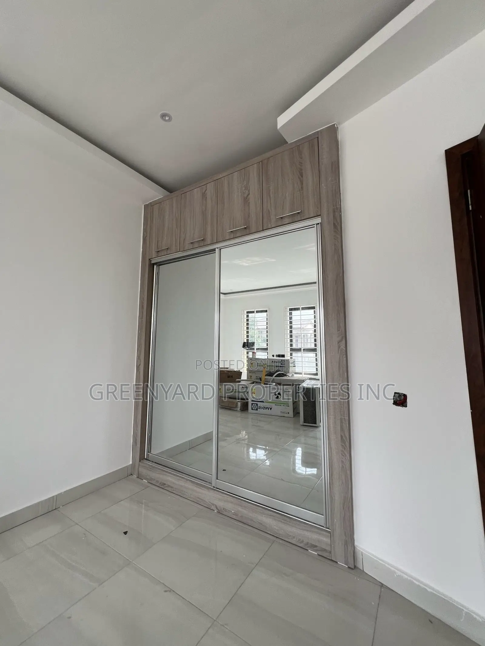 9bdrm Mansion in Trasacco, Adjiriganor for sale