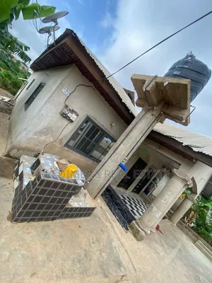 5bdrm House in Afigya-Kwabre for sale