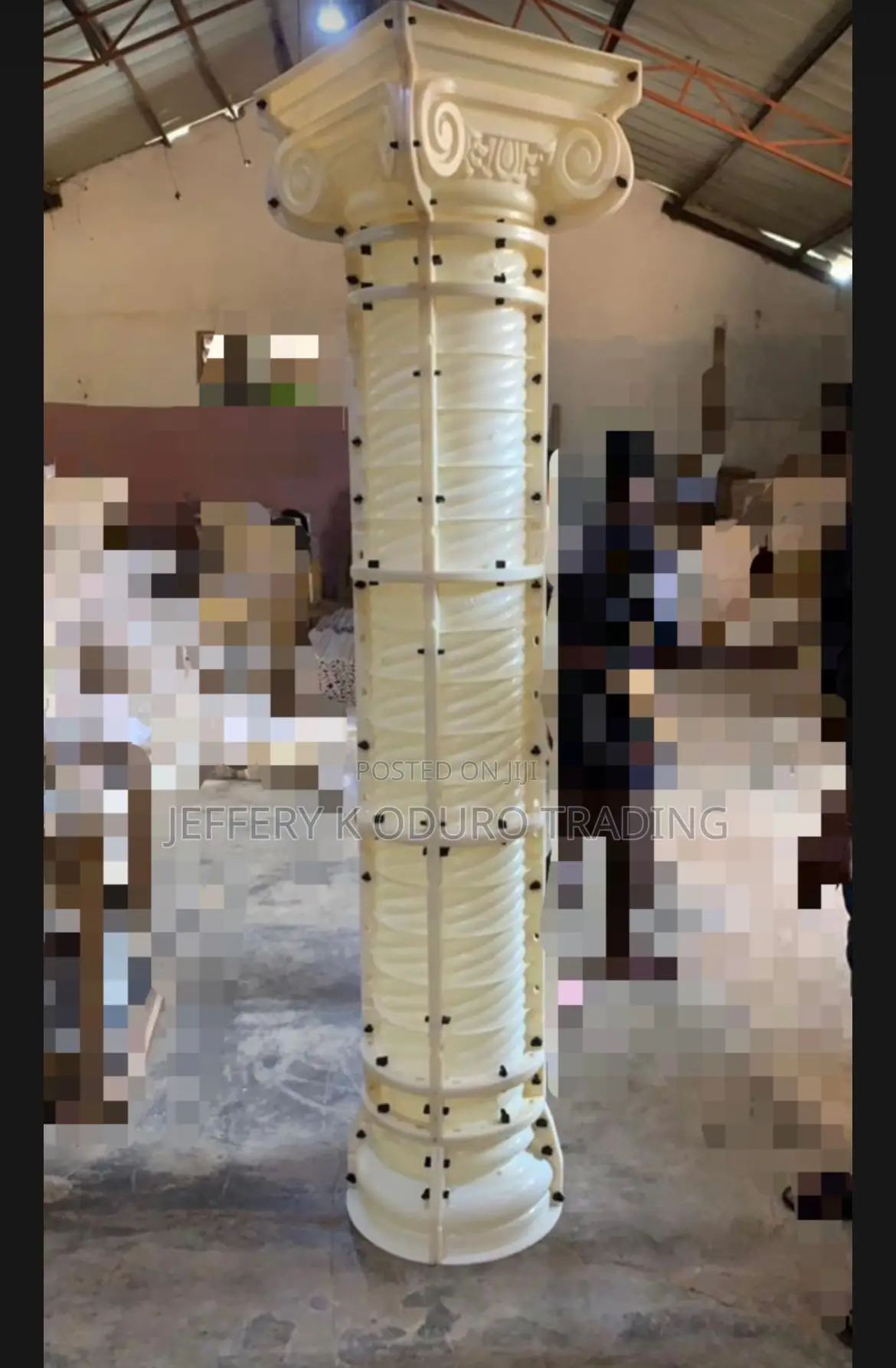 Round Rope Moulding Design / Pilar