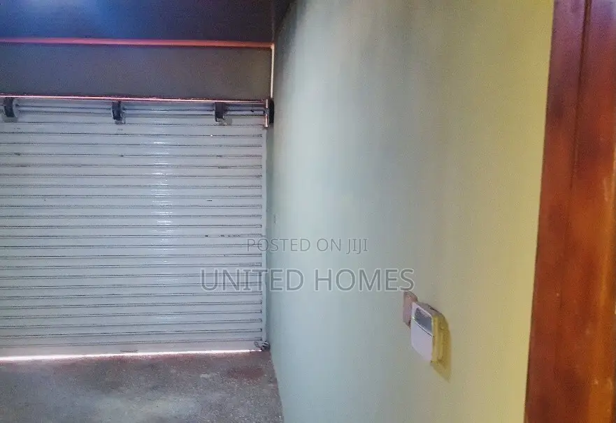 3bdrm House in Weija for sale