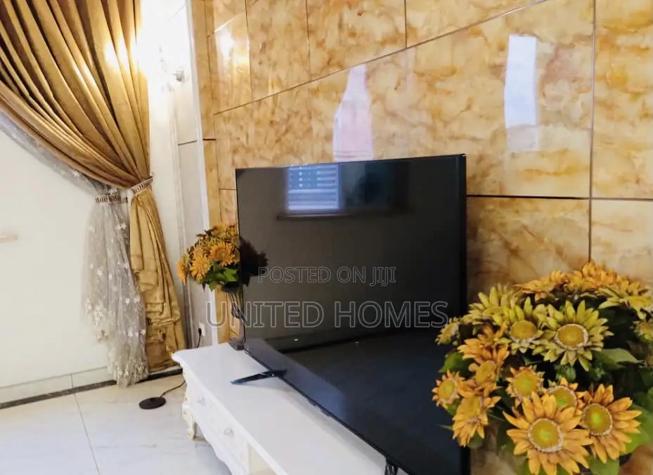 Furnished 6bdrm House in Haatso for sale