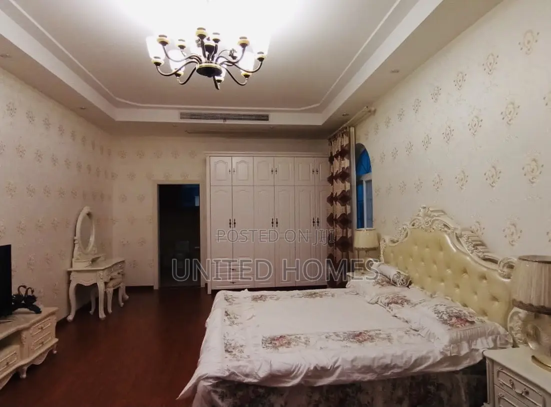 Furnished 6bdrm House in Haatso for sale