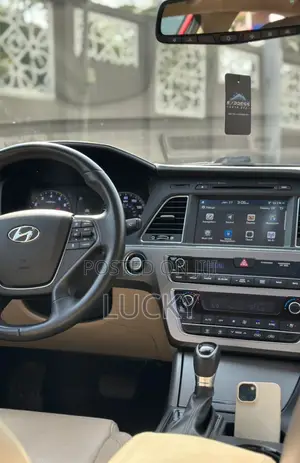 Hyundai Sonata Sport Sedan FWD (2.4L 4cyl 6A) 2017 Red