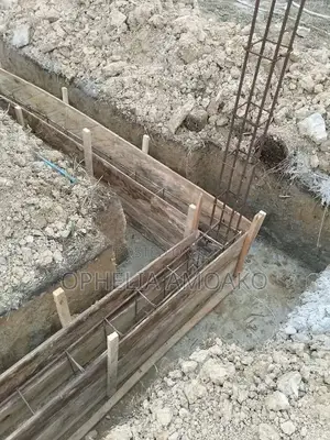 Building Construction Company, Workers Available