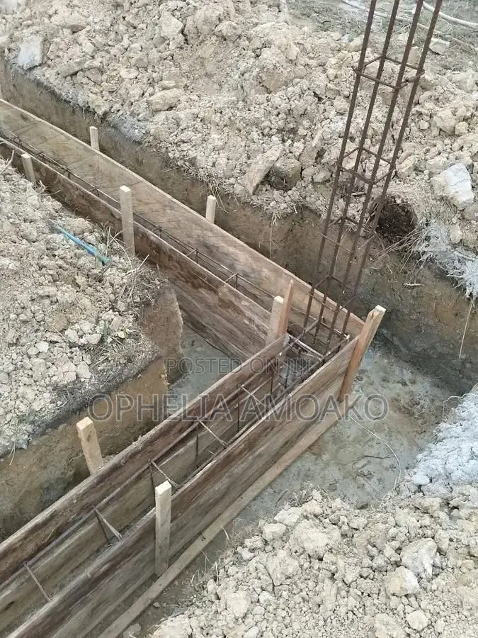 Building Construction Company, Workers Available