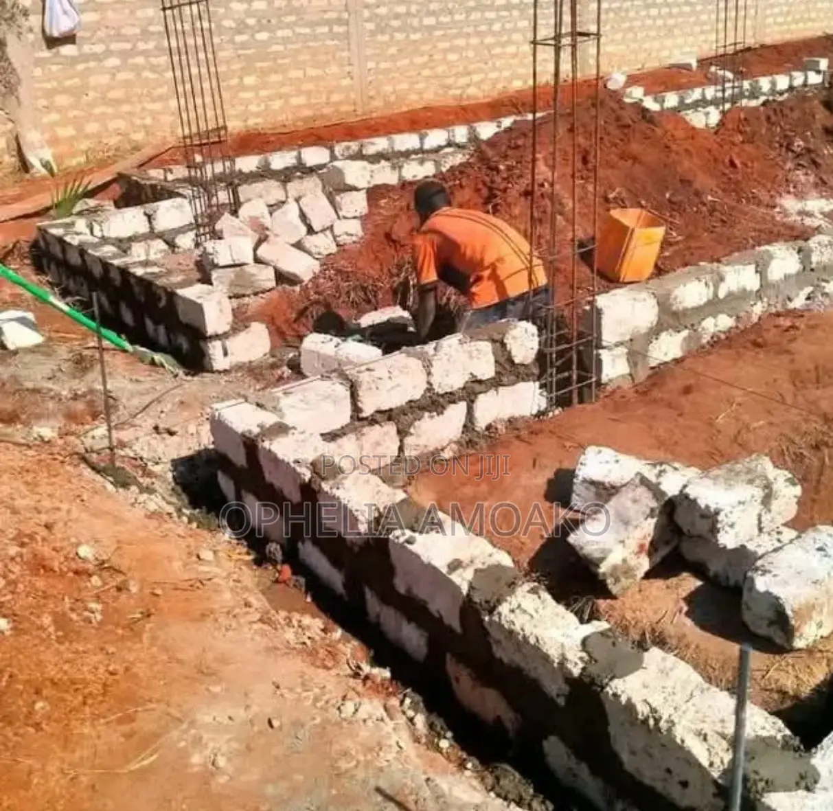 Building Construction Company, Workers Available