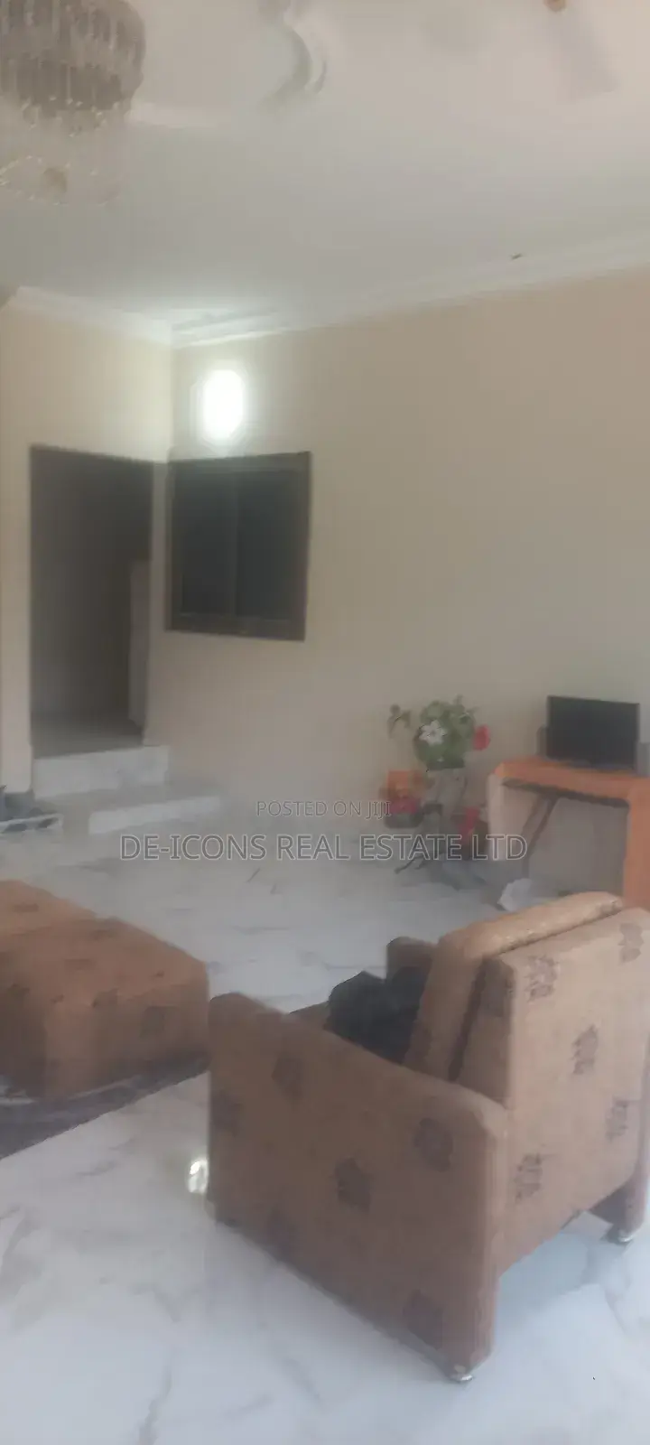 5bdrm Duplex in De-Icons Real Estate, Ga South Municipal for rent