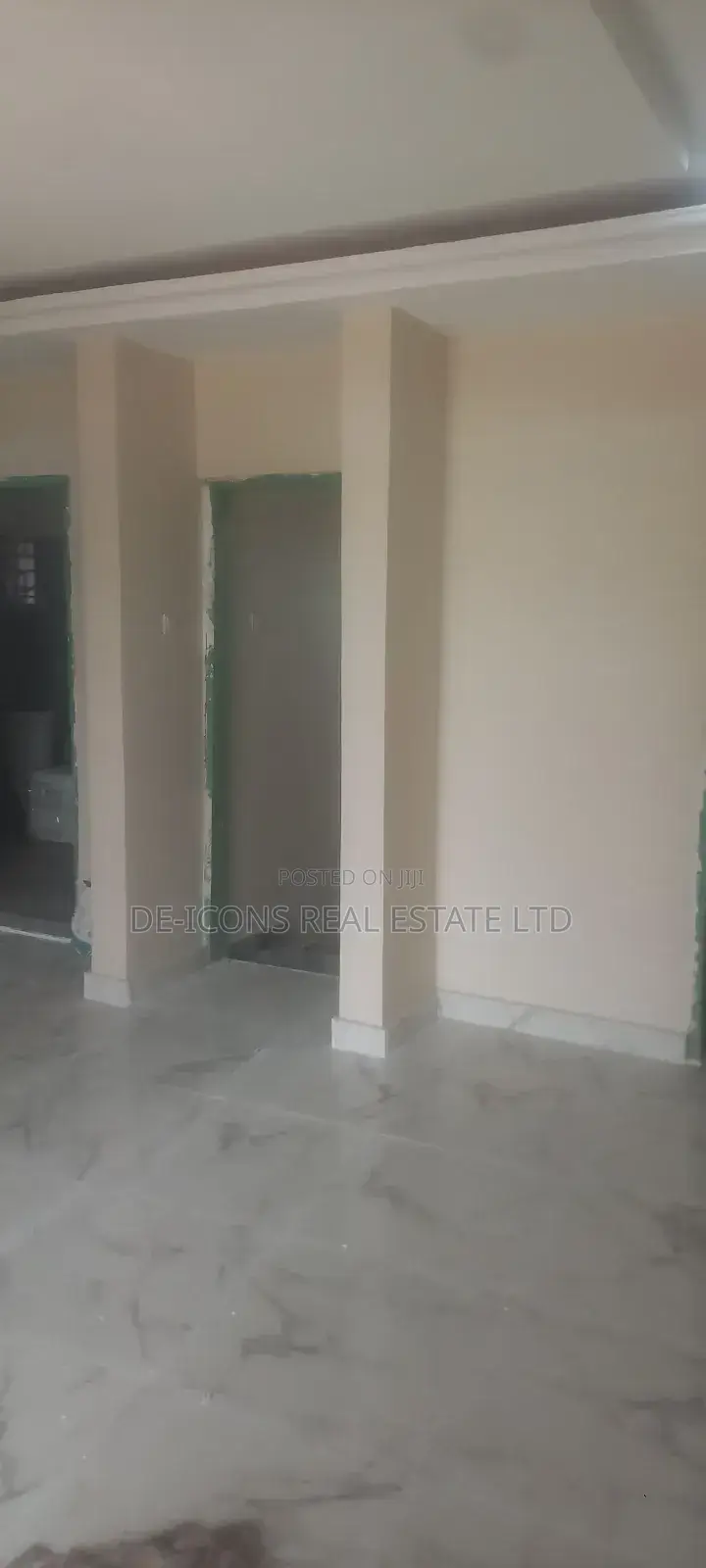 5bdrm Duplex in De-Icons Real Estate, Ga South Municipal for rent
