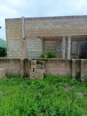 2bdrm Mansion in De-Icons Real Estate, Awutu Senya East Municipal
