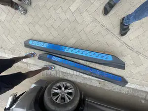 Toyota Highlander 2016,2017,2018,2019 Side Stepper