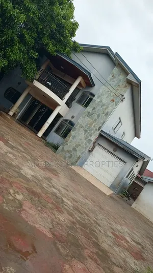 7bdrm House in Foster Home, Adenta for rent