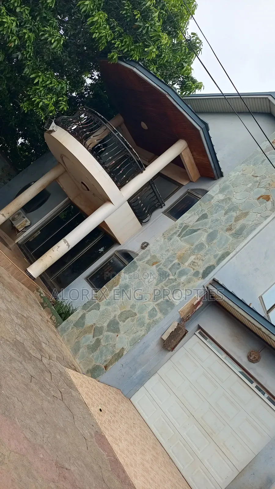 7bdrm House in Foster Home, Adenta for rent