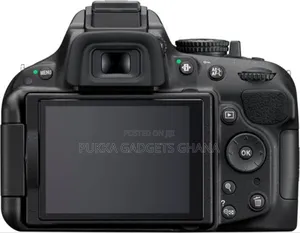 Nikon D5200 Camera With Lens