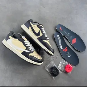 Travis Scott Jordan 1 Vanilla