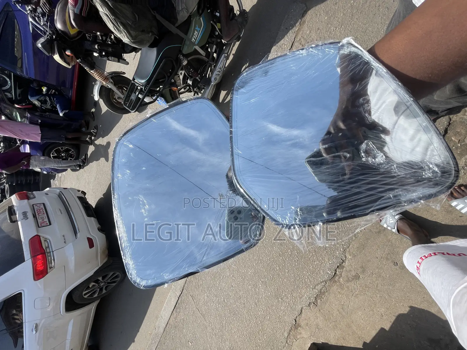 Toyota Land Cruiser 300,2020,2021,2023,2022side Mirror Glass