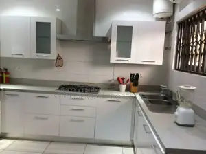 3bdrm House in Skm, Dworwulu for sale