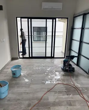 Let Chopx Cleaning Make Your Space Shine!