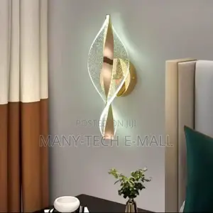Luxurious Wall Light