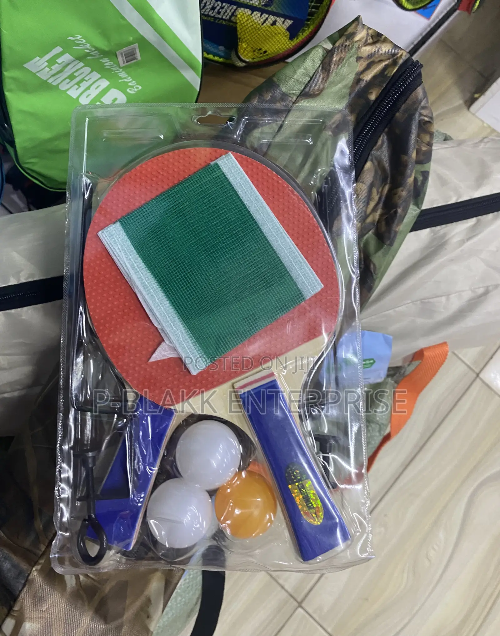 Table Tennis Racket/Bat With Net and Tennis Ball