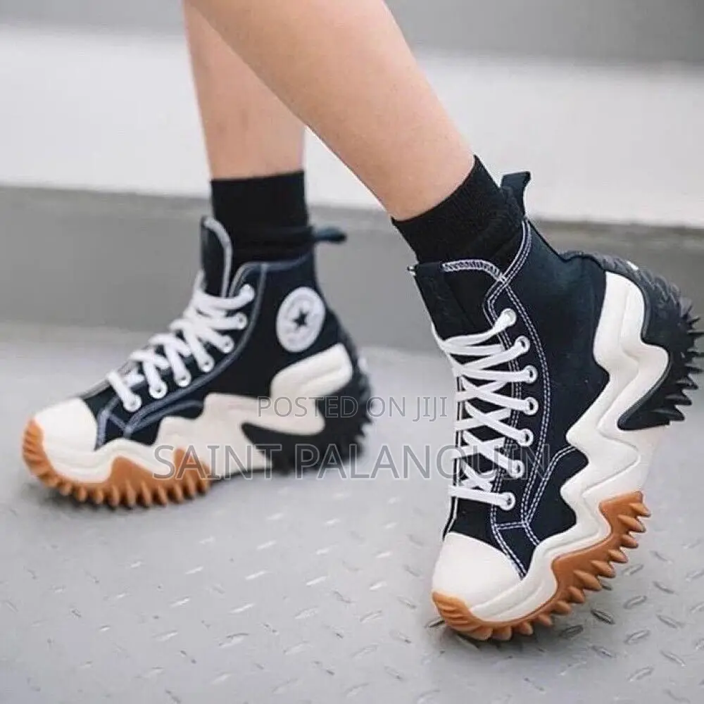 Converse Run Star Motion