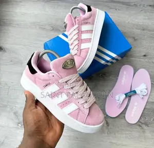 Pinky Adidas Campus