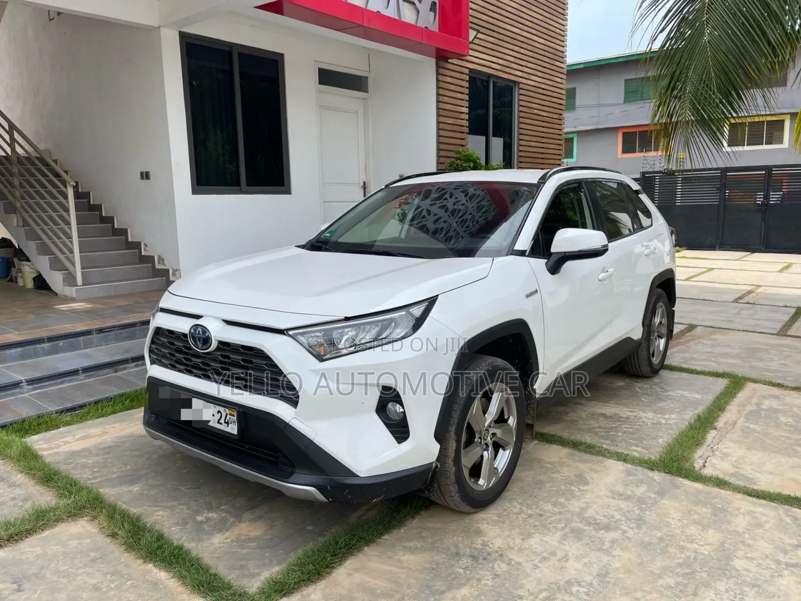 Rent Toyota Rav4 Hybrid