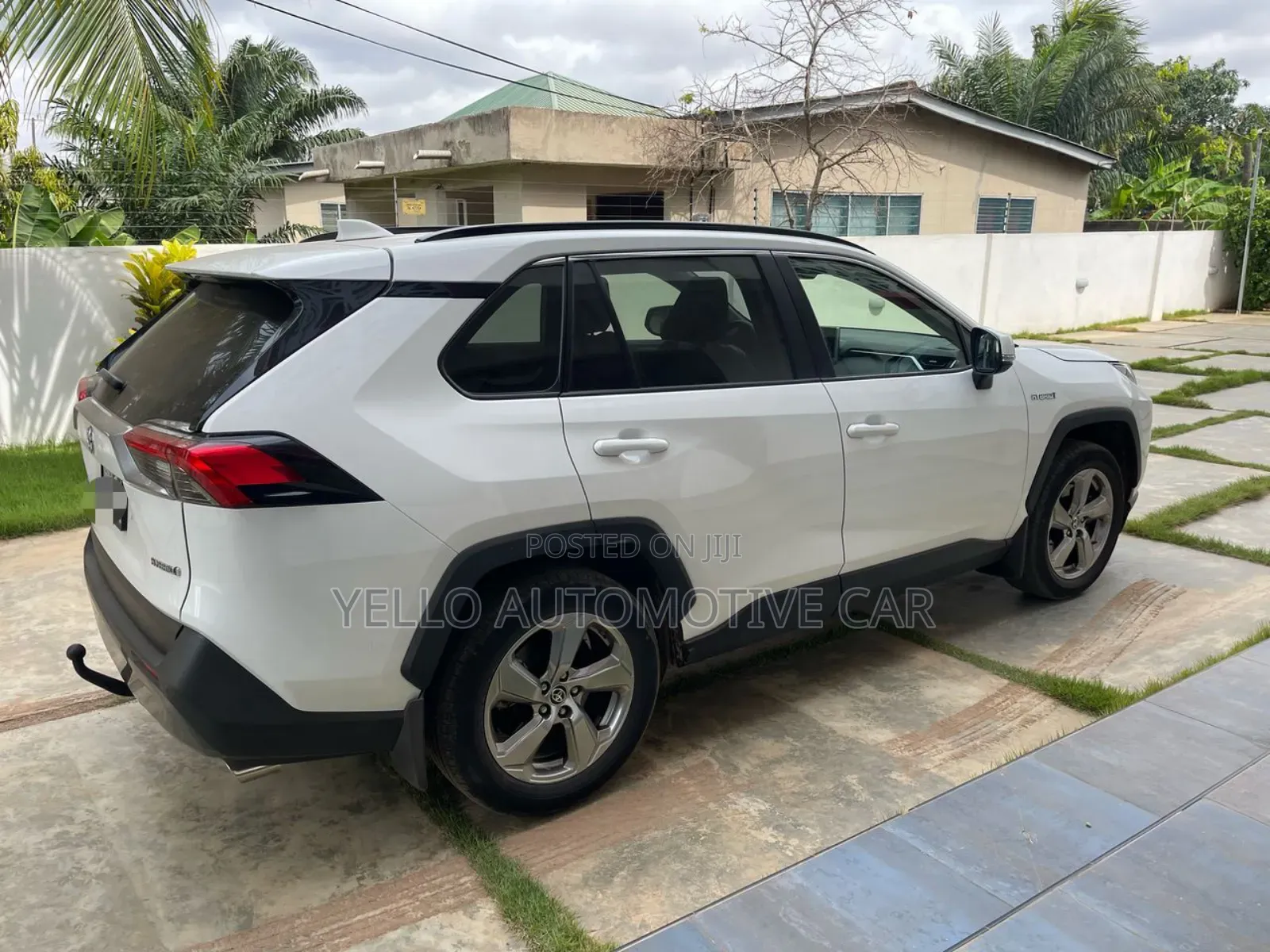 Rent Toyota Rav4 Hybrid