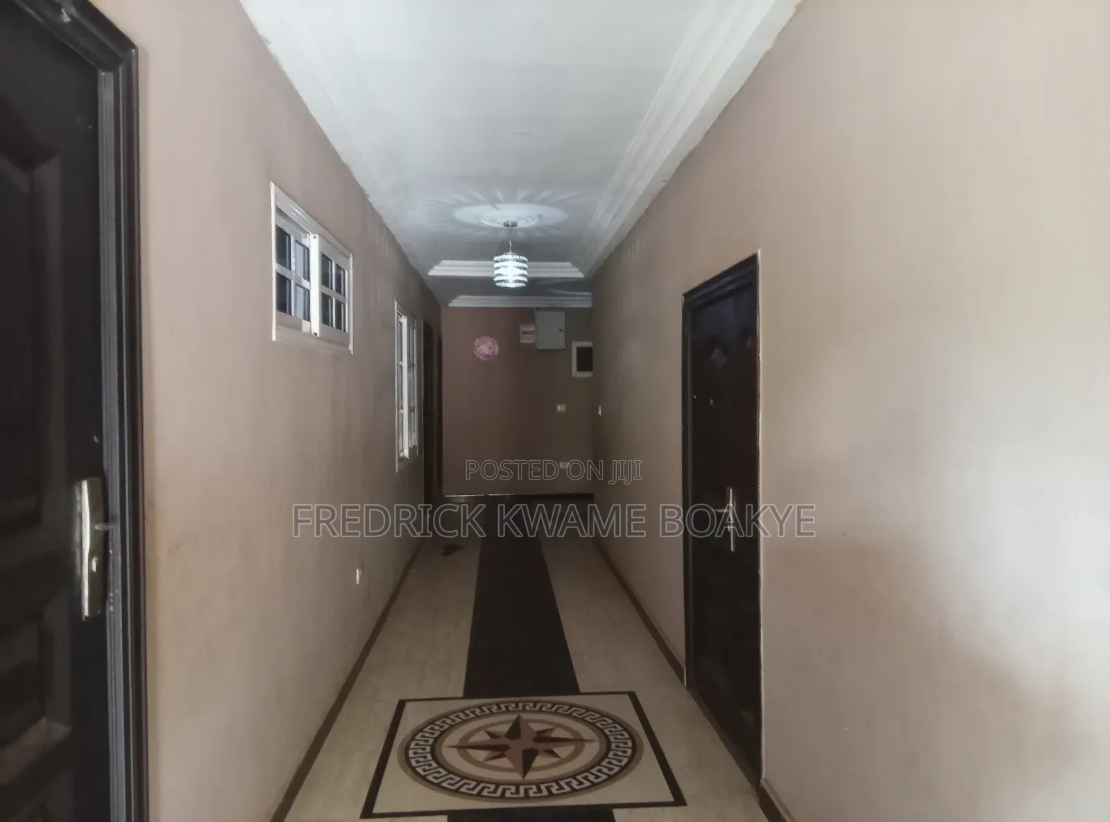 7bdrm House in 7 Bedrooms House For, Kumasi Metropolitan for sale