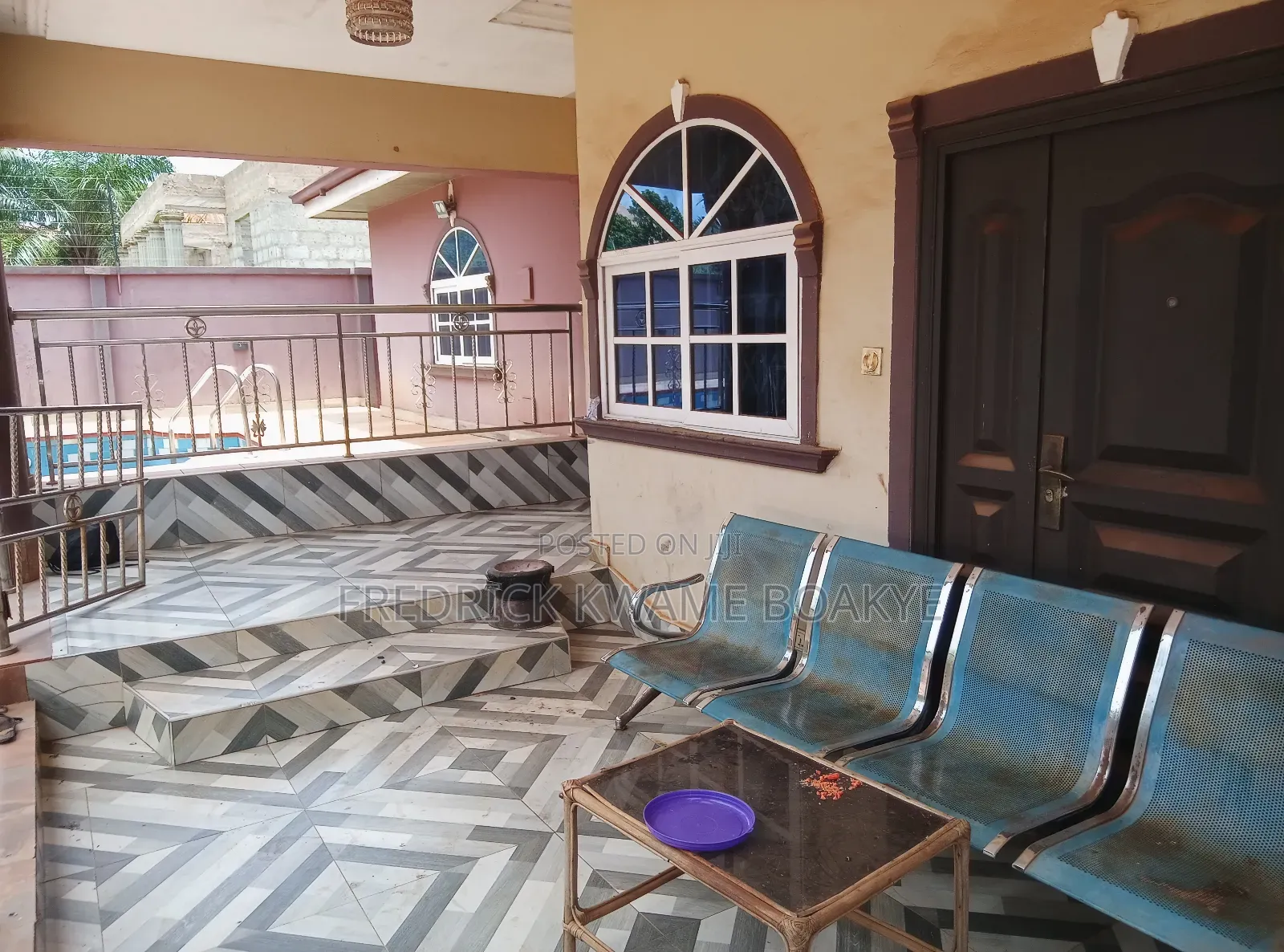 7bdrm House in 7 Bedrooms House For, Kumasi Metropolitan for sale