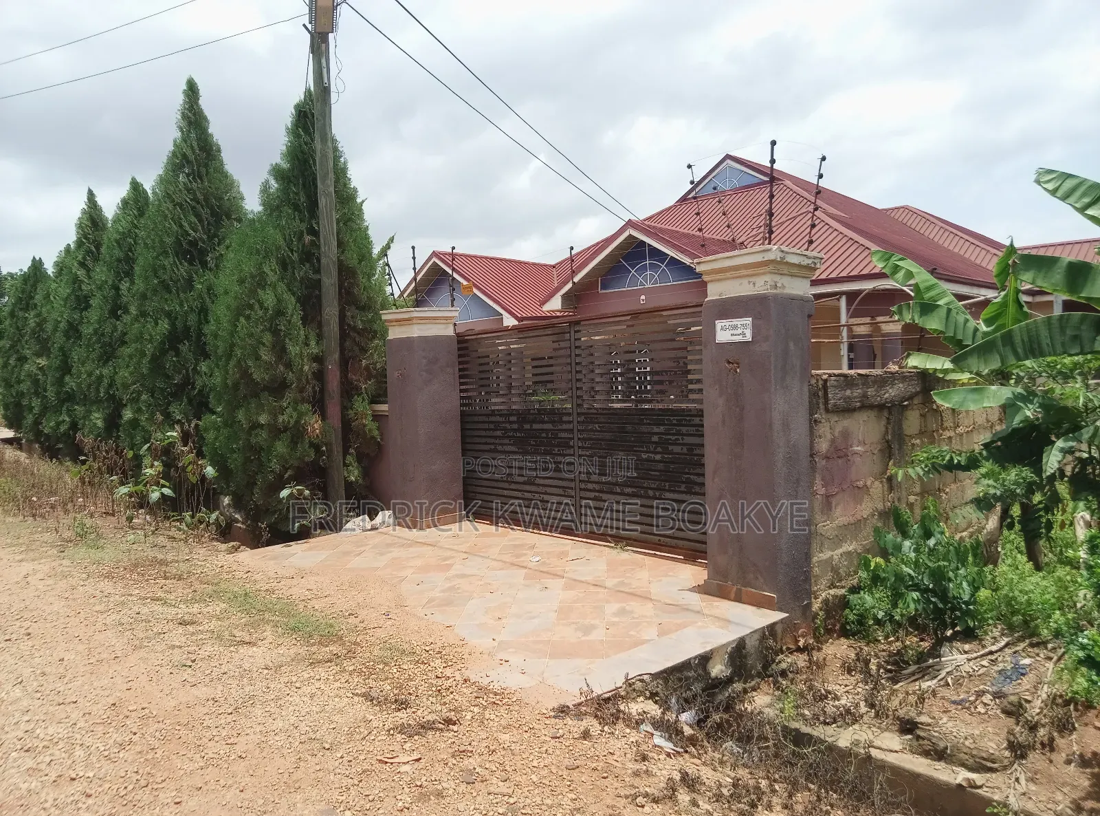 7bdrm House in 7 Bedrooms House For, Kumasi Metropolitan for sale