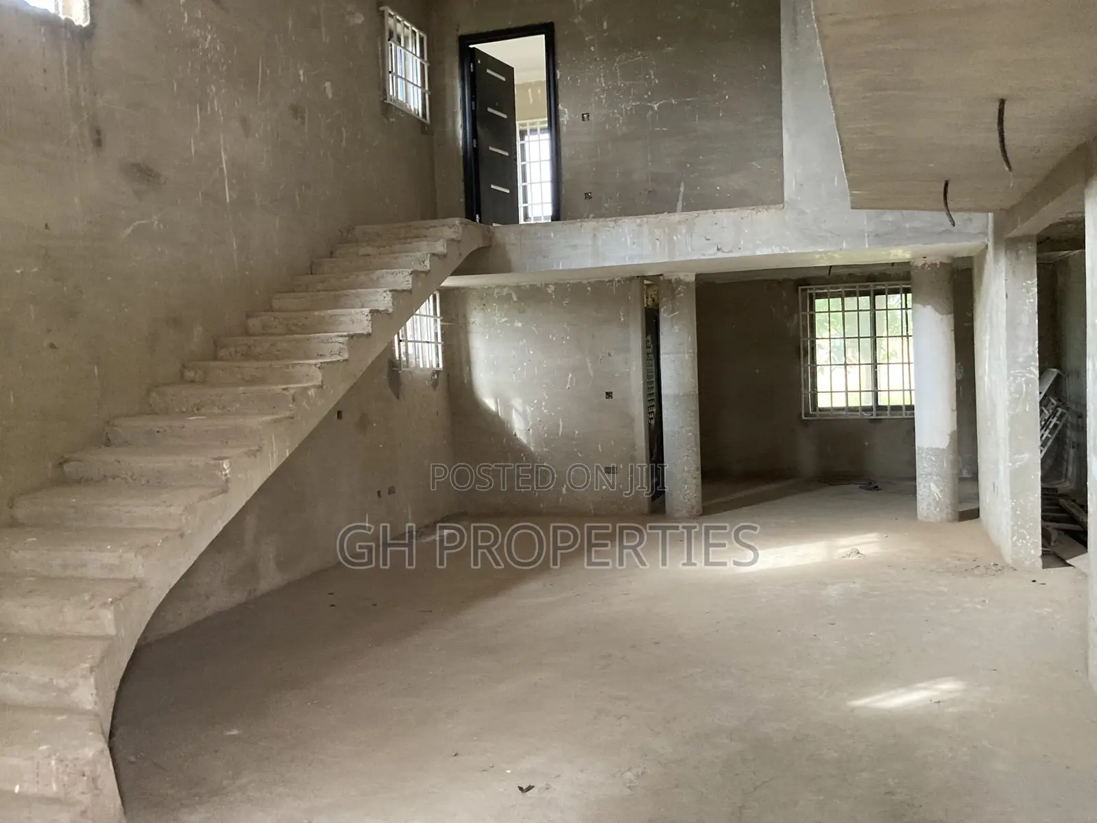 5bdrm Apartment in Sokoban,Ampabame., Kumasi Metropolitan for sale