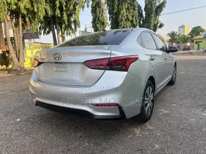 Hyundai Accent SEL 2021 Silver