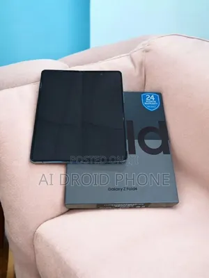 New Samsung Galaxy Z Fold4 256 GB Gray
