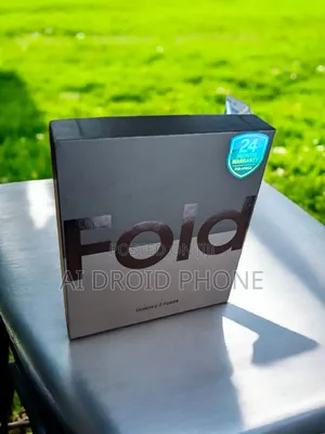 New Samsung Galaxy Z Fold4 256 GB Rose Gold