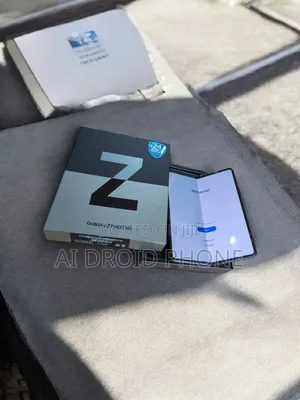 New Samsung Galaxy Z Fold 3 256 GB Green