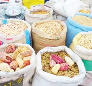 Yellow and White Maize