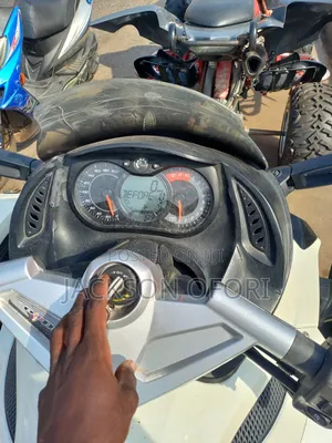 Can-Am Spyder RT 2021 White