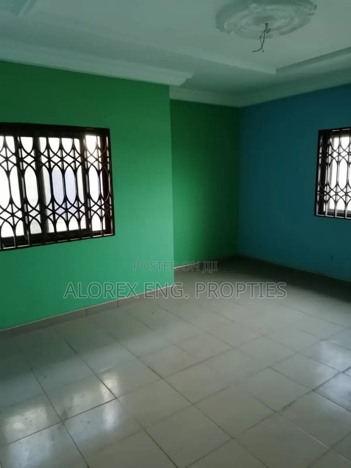 10bdrm House in Amasaman Dobro, Ga West Municipal for sale
