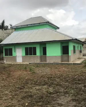 4bdrm House in Kasoa Big Apple, Awutu Senya East Municipal for sale