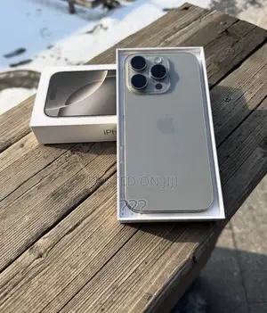 New Apple iPhone 16 Pro Max 256 GB Silver