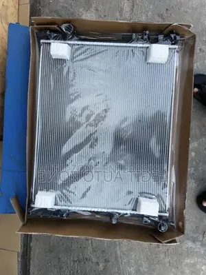 Mercedes Benz Gle 2018 2019 2020 Radiator Tank