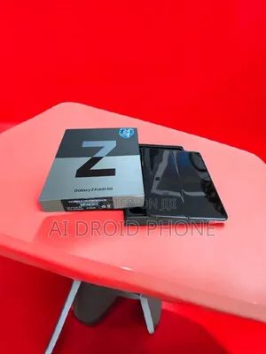 New Samsung Galaxy Z Fold 3 256 GB Black