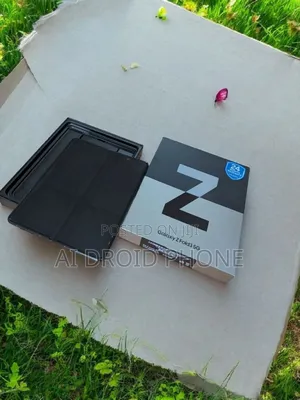 New Samsung Galaxy Z Fold 3 256 GB Silver