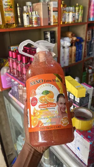 Nano Extra White Shower Cream