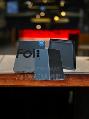 New Samsung Galaxy Z Fold4 256 GB Blue