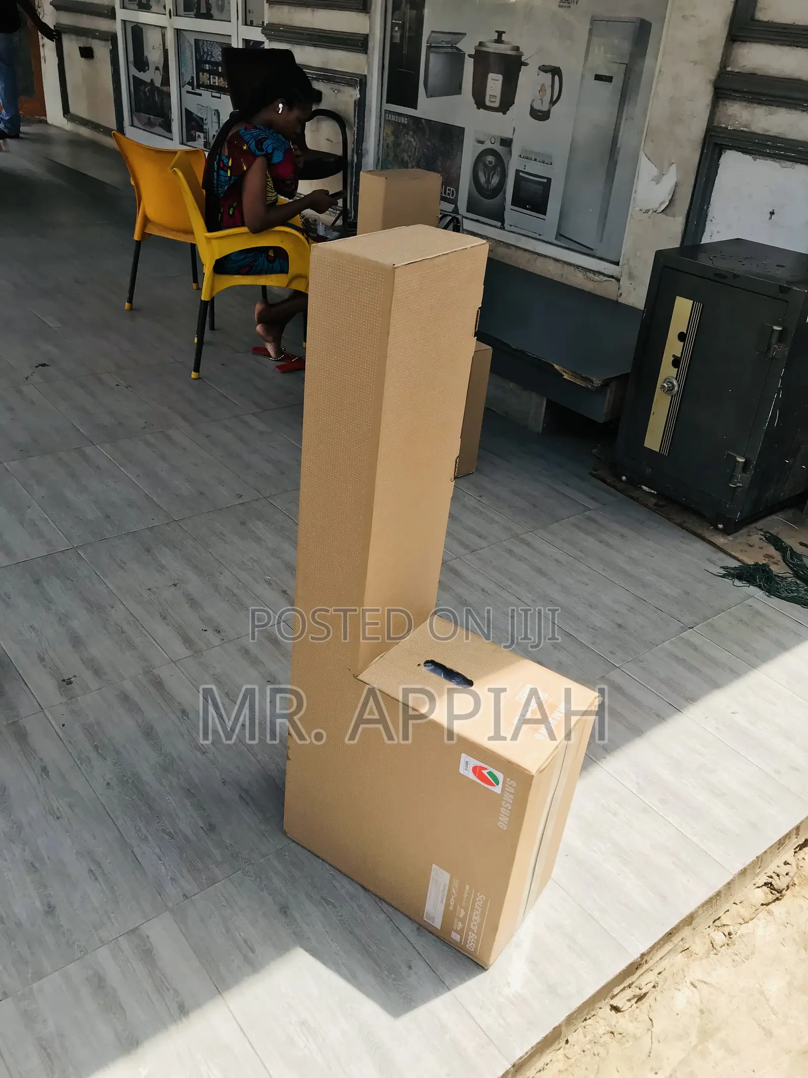 Choose Unique Samsung Hwb650 3.1ch Audio Sound Bar(Black).