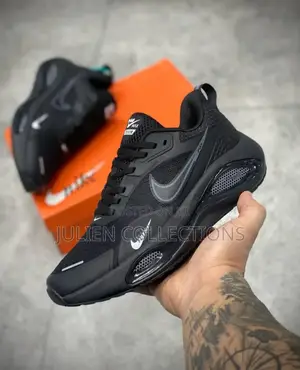 Nike Trainers Runner Black