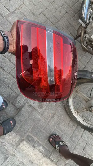 Mercedes Benz Glc Glc200 Taillight